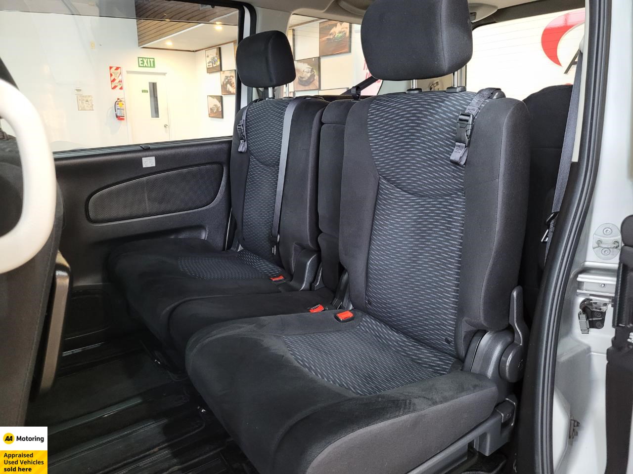 2013 Nissan Serena