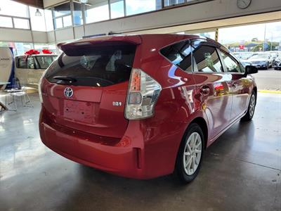 2014 Toyota Prius - Thumbnail