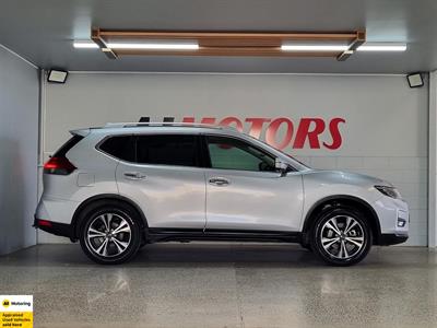 2021 Nissan X-Trail - Thumbnail