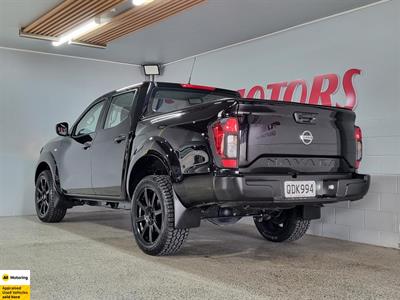 2022 Nissan Navara - Thumbnail