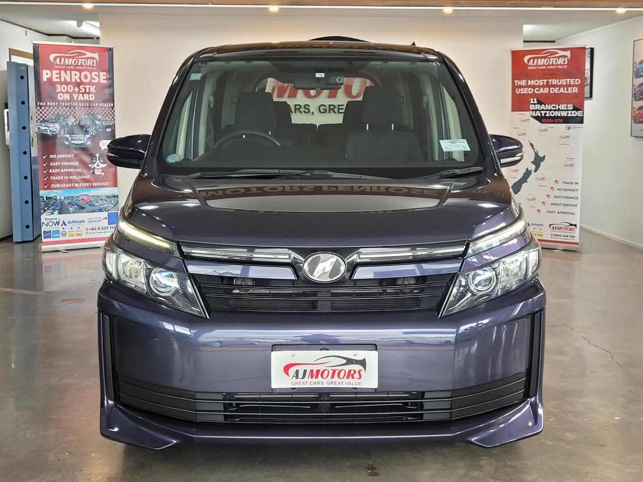 2014 Toyota Voxy