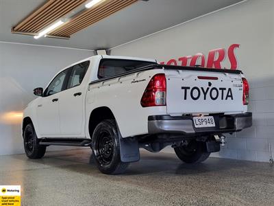 2018 Toyota Hilux - Thumbnail