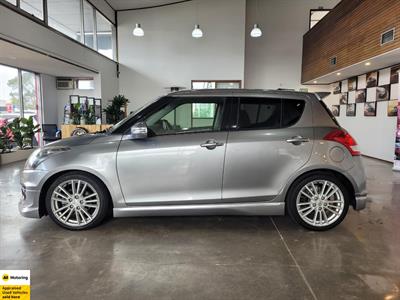 2014 Suzuki Swift - Thumbnail