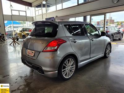 2014 Suzuki Swift - Thumbnail