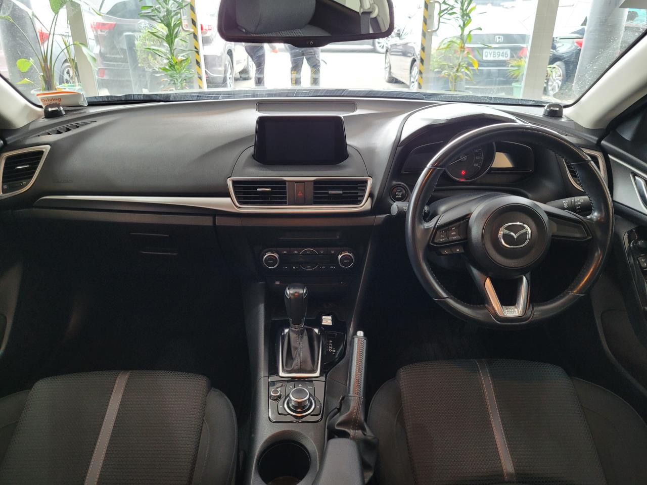 2018 Mazda Axela