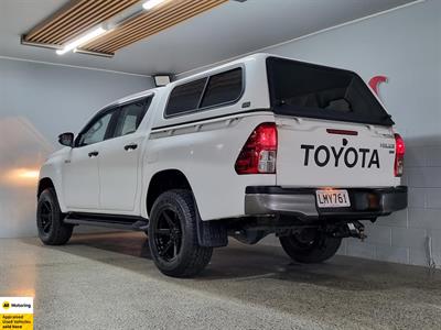 2018 Toyota Hilux - Thumbnail