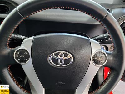 2016 Toyota Aqua - Thumbnail