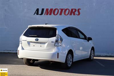 2012 Toyota Prius - Thumbnail