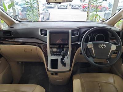 2014 Toyota Vellfire - Thumbnail