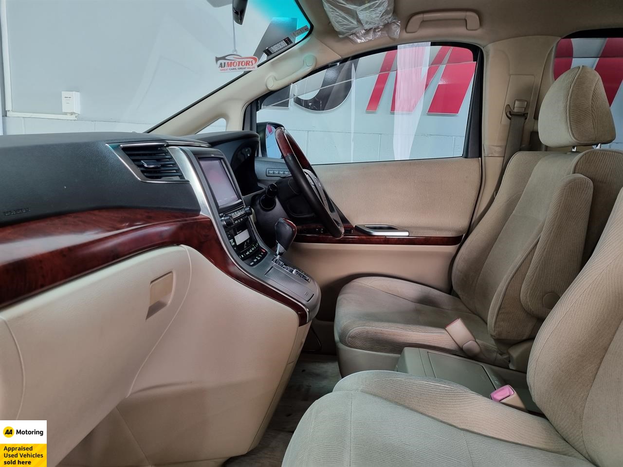 2010 Toyota Alphard