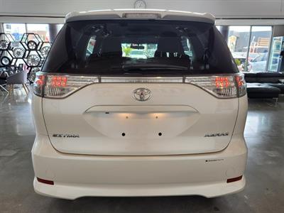 2012 Toyota Estima - Thumbnail