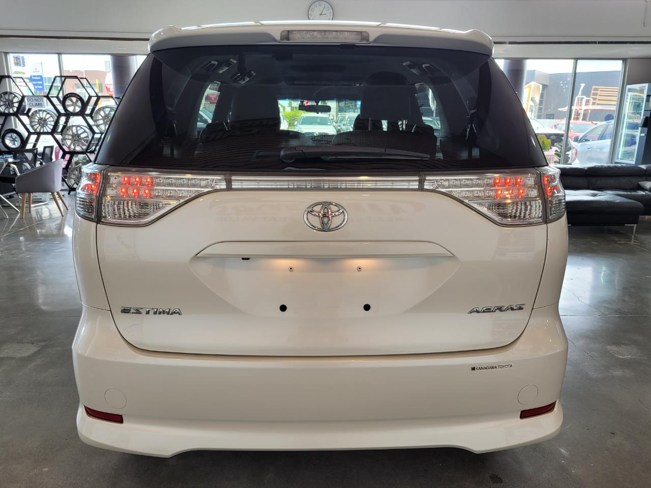 2012 Toyota Estima