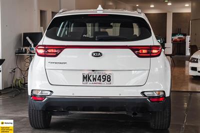 2019 Kia Sportage - Thumbnail