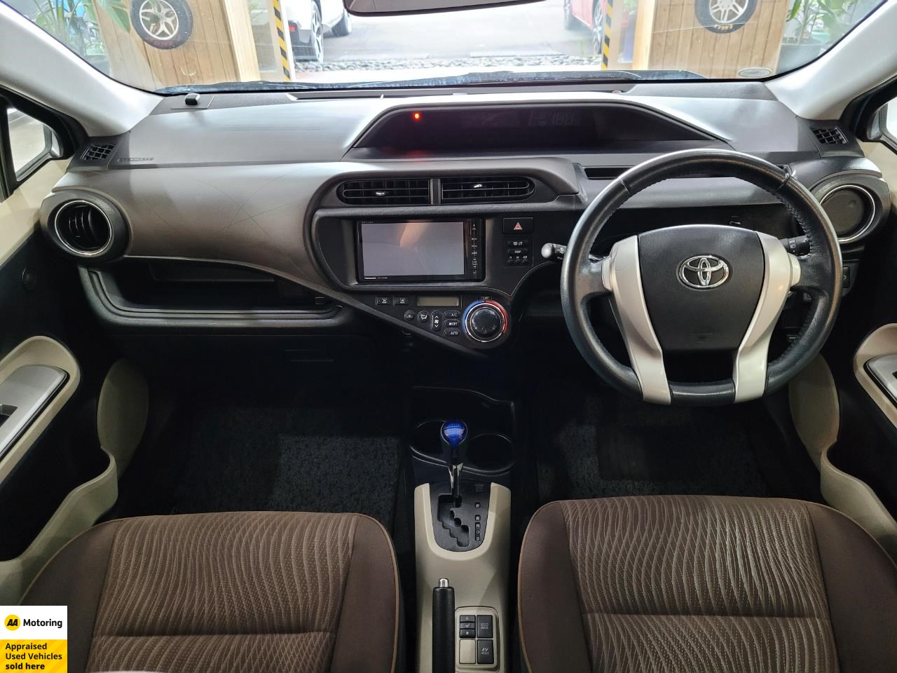 2013 Toyota Aqua