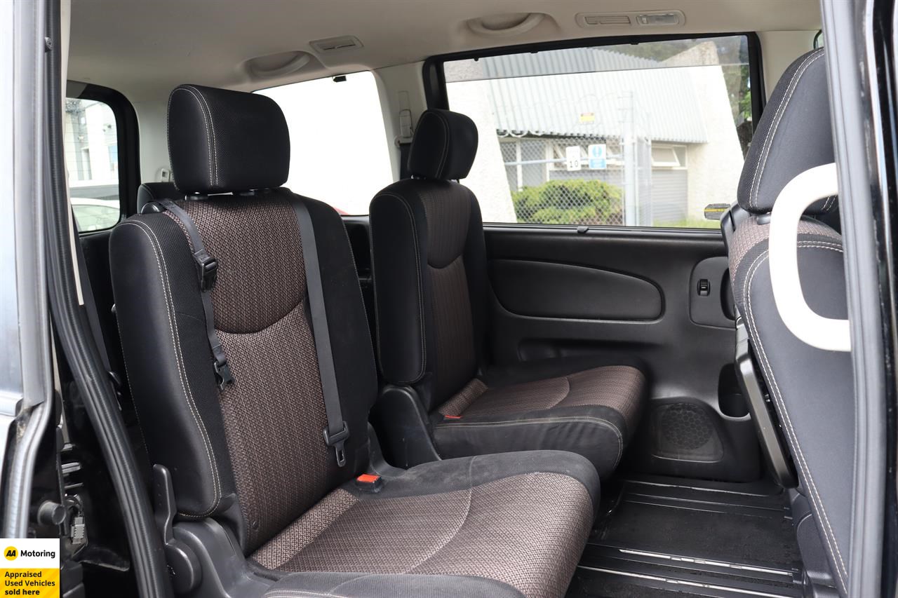 2016 Nissan Serena