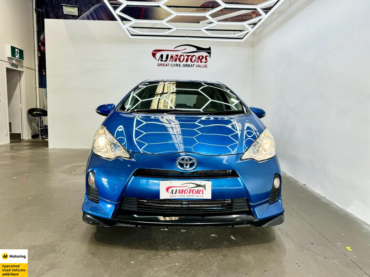 2013 Toyota Aqua