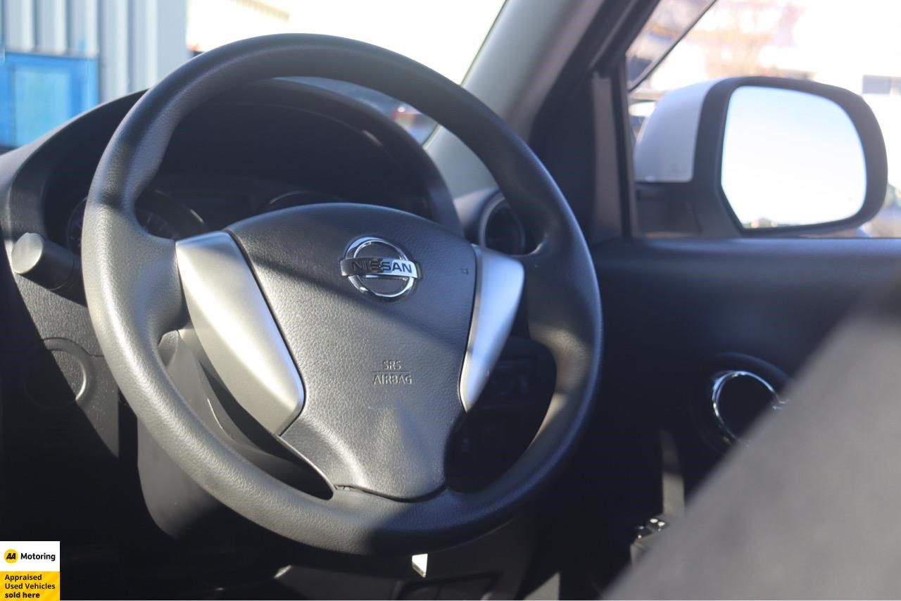 2015 Nissan Tiida
