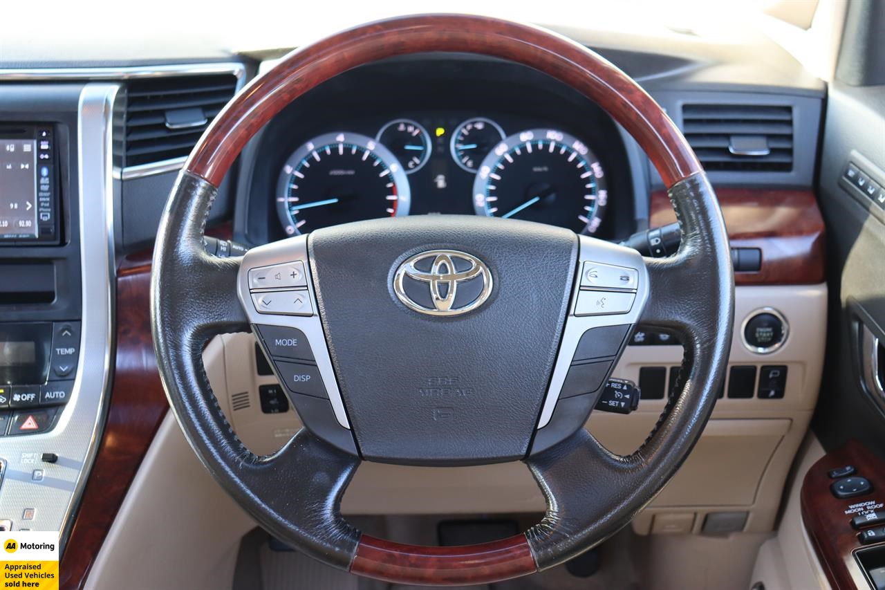 2009 Toyota Vellfire