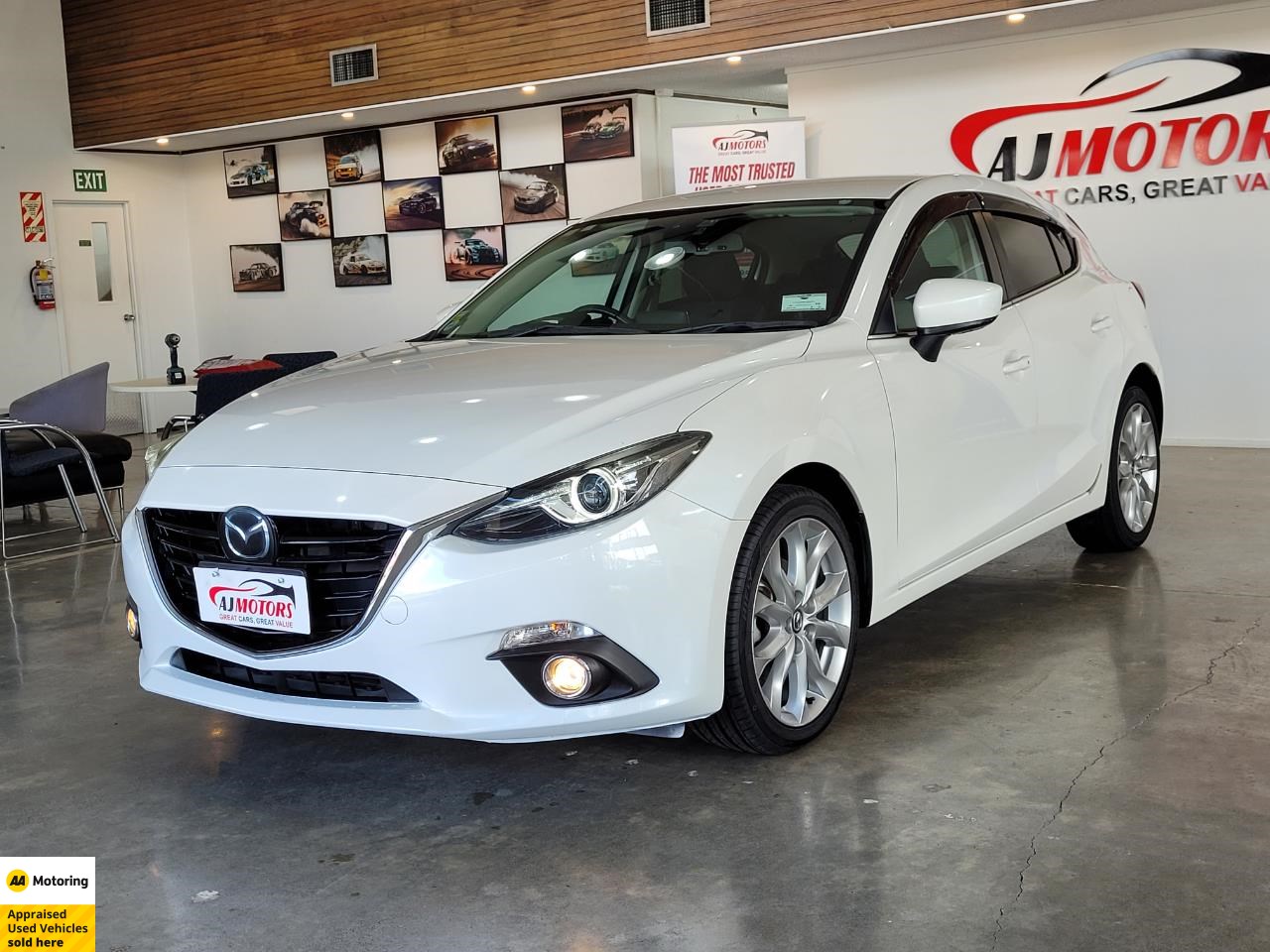 2014 Mazda Axela