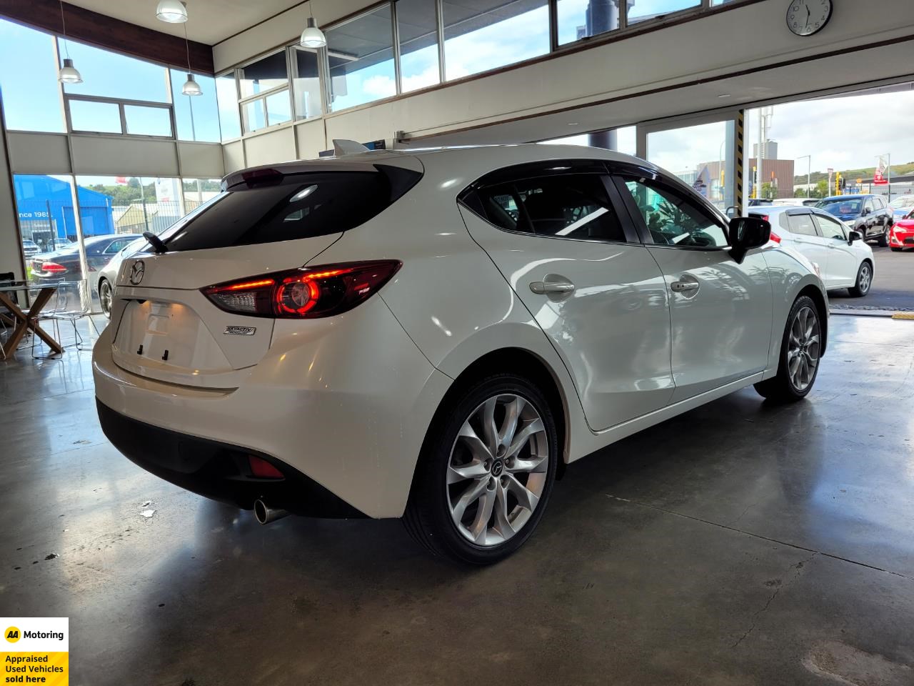 2014 Mazda Axela