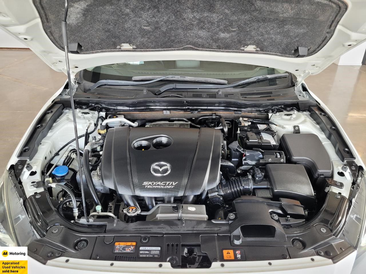 2014 Mazda Axela