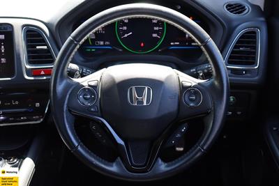 2014 Honda Vezel - Thumbnail