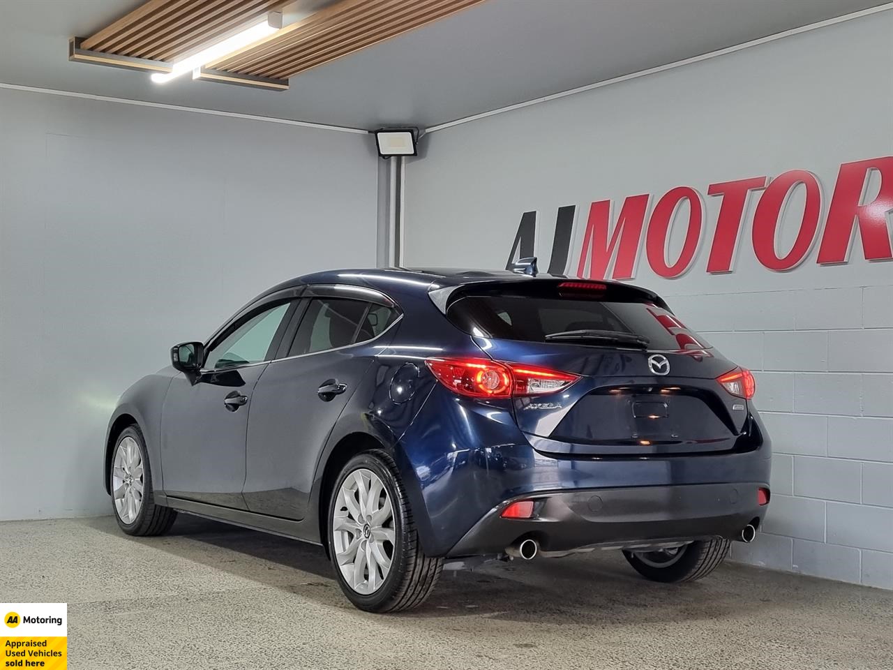 2014 Mazda Axela