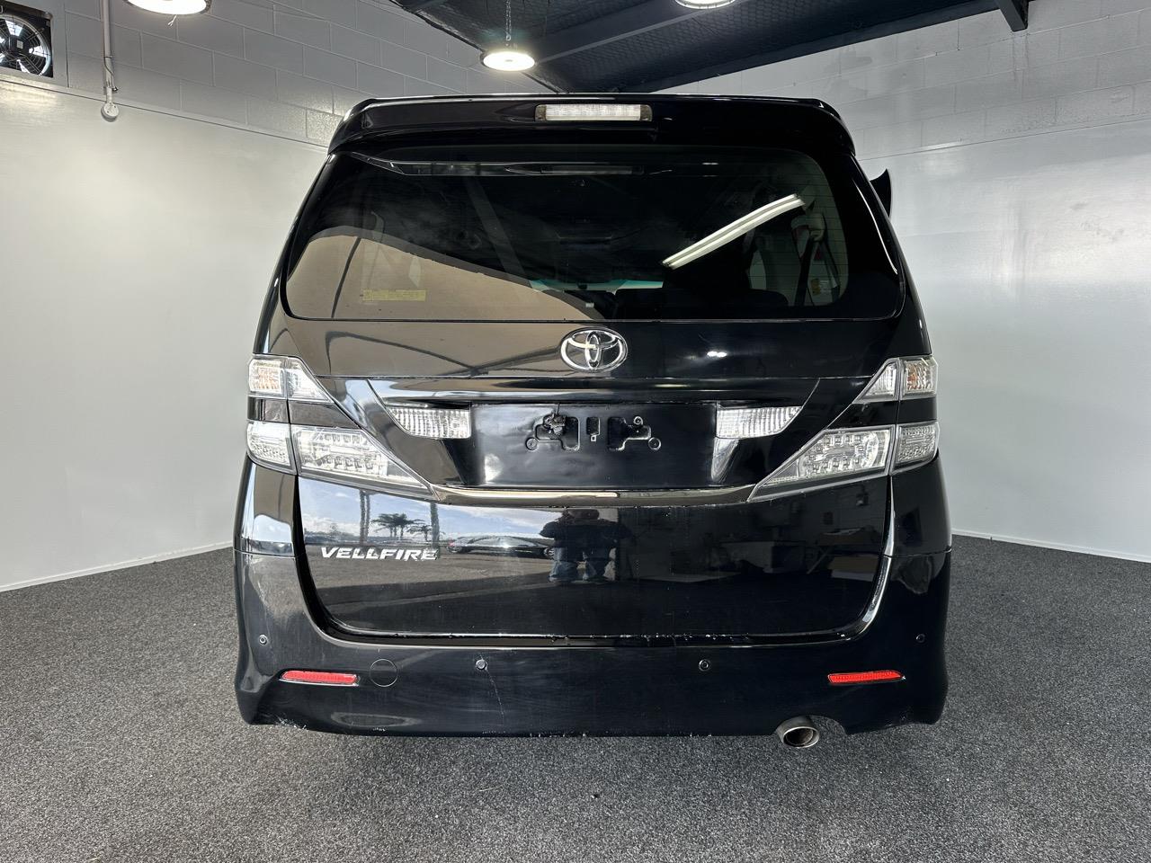 2011 Toyota Vellfire