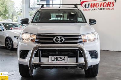 2018 Toyota Hilux - Thumbnail