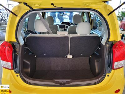 2015 Toyota Porte - Thumbnail