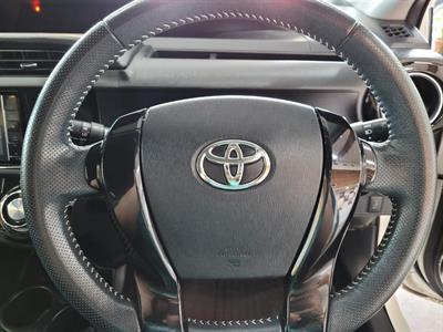 2014 Toyota Aqua - Thumbnail