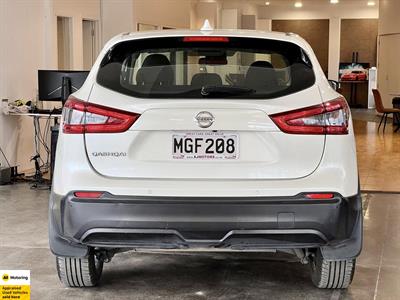 2019 Nissan Qashqai - Thumbnail