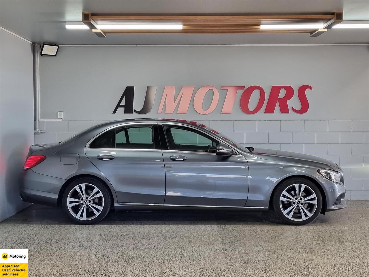 2018 Mercedes-Benz C 200