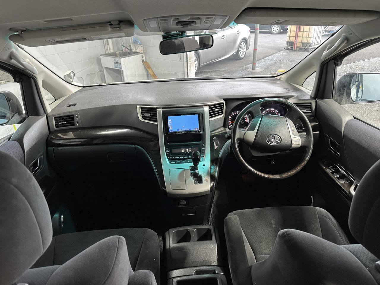 2011 Toyota Vellfire