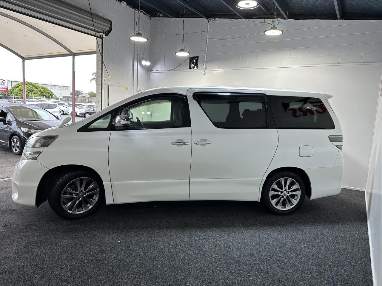 2011 Toyota Vellfire