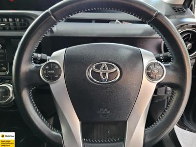 2016 Toyota Aqua - Thumbnail