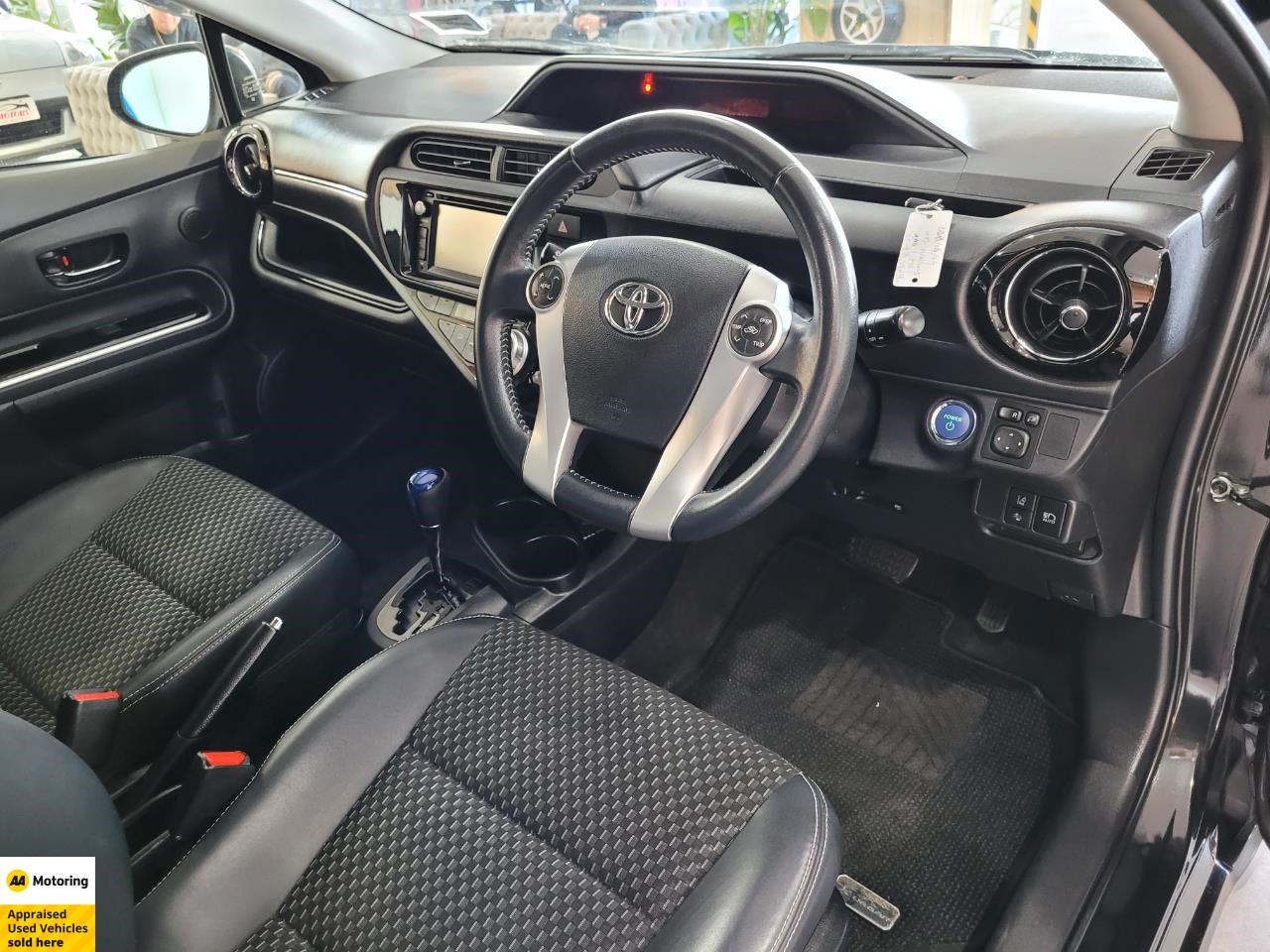 2016 Toyota Aqua