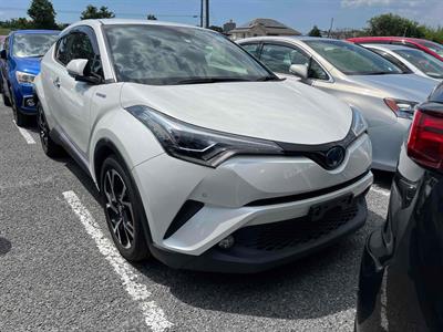 2017 Toyota C-HR - Thumbnail