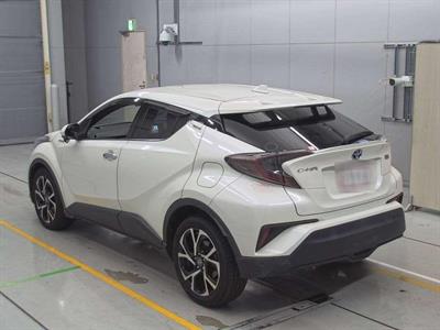 2017 Toyota C-HR - Thumbnail