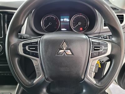 2020 Mitsubishi Triton - Thumbnail