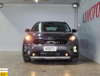 2020 Kia Niro - Thumbnail