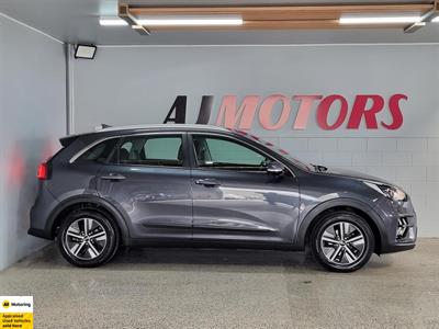 2020 Kia Niro - Thumbnail