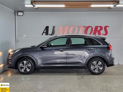 2020 Kia Niro - Thumbnail