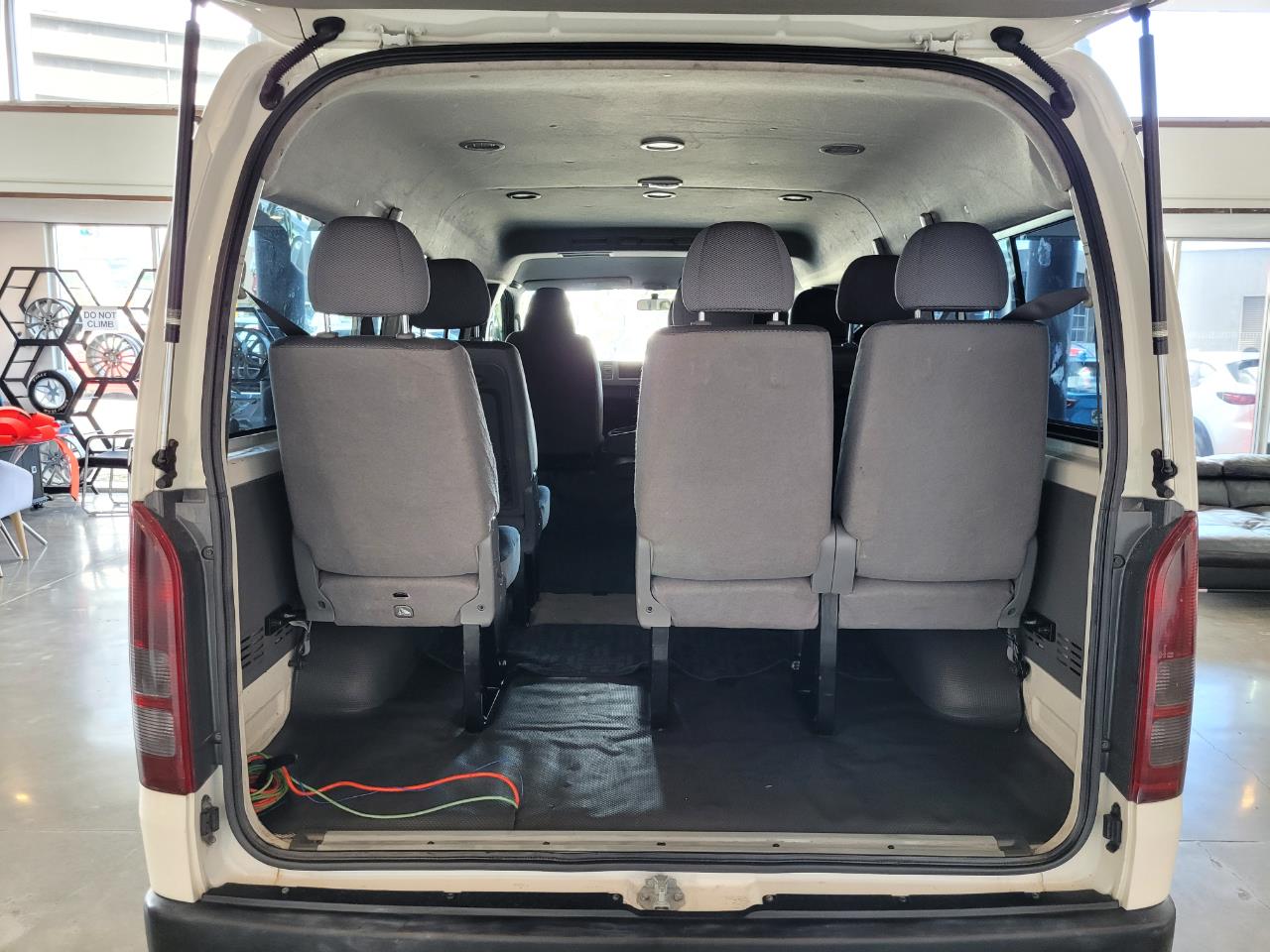 2007 Toyota Hiace