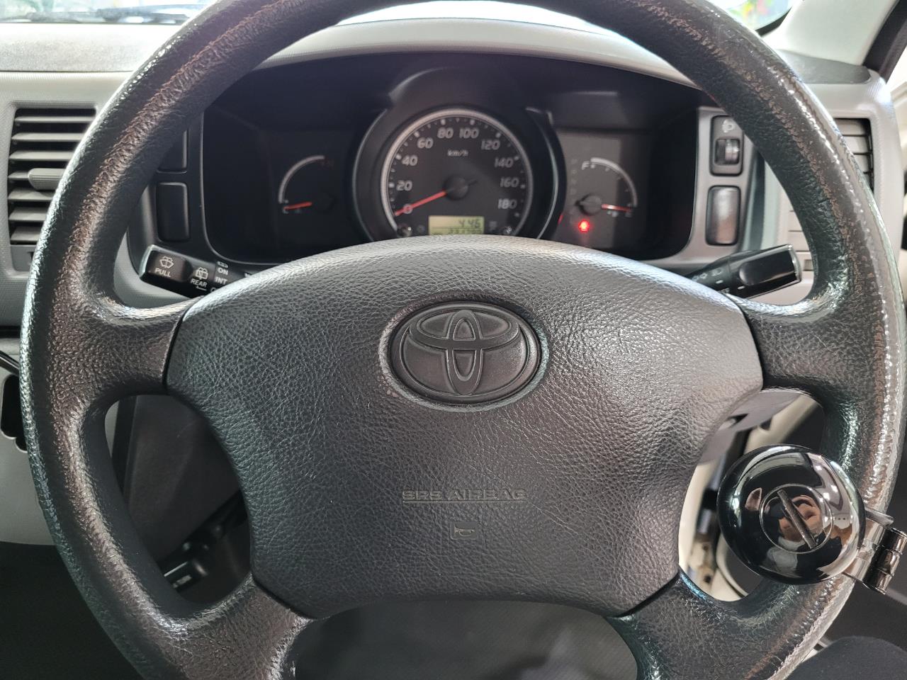 2007 Toyota Hiace