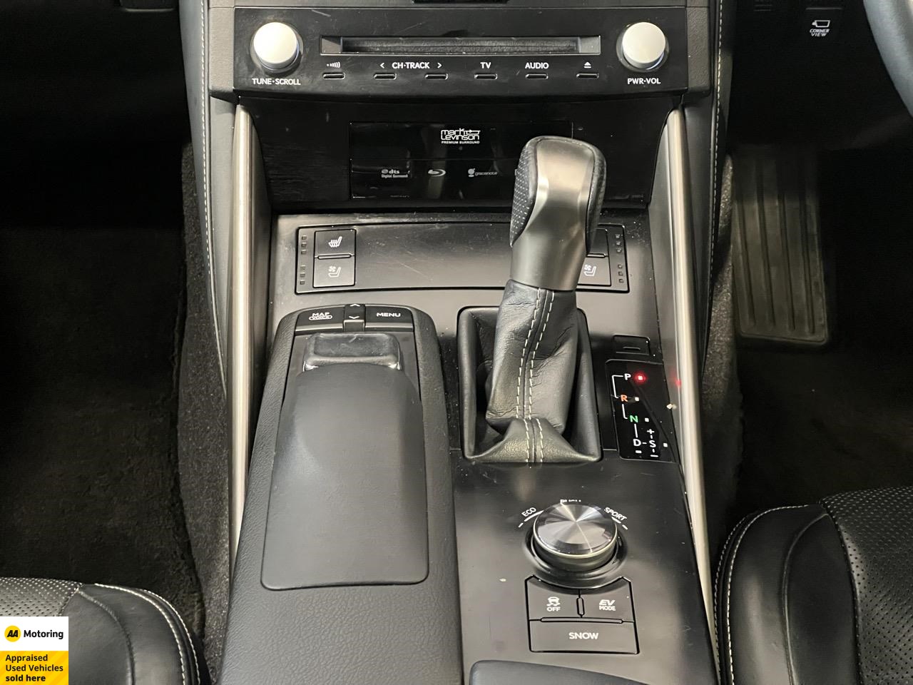 2014 Lexus IS 300h