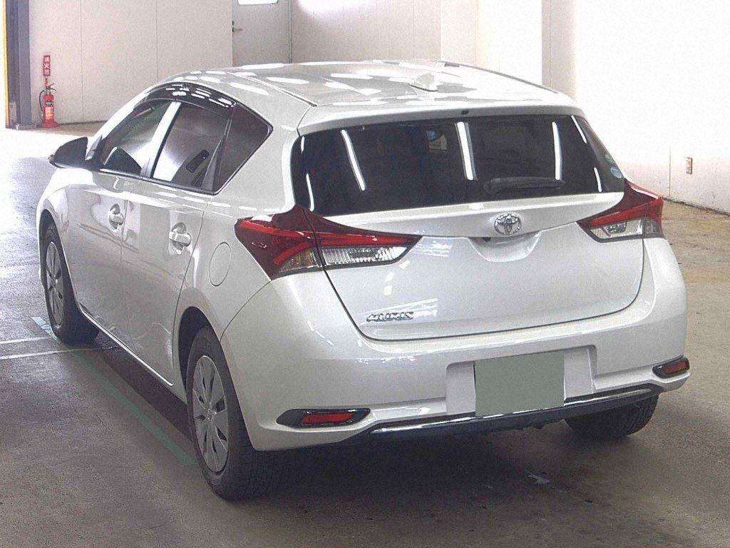 2015 Toyota Auris