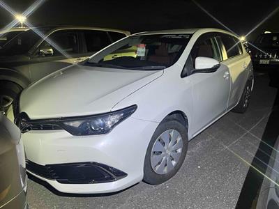 2015 Toyota Auris - Thumbnail