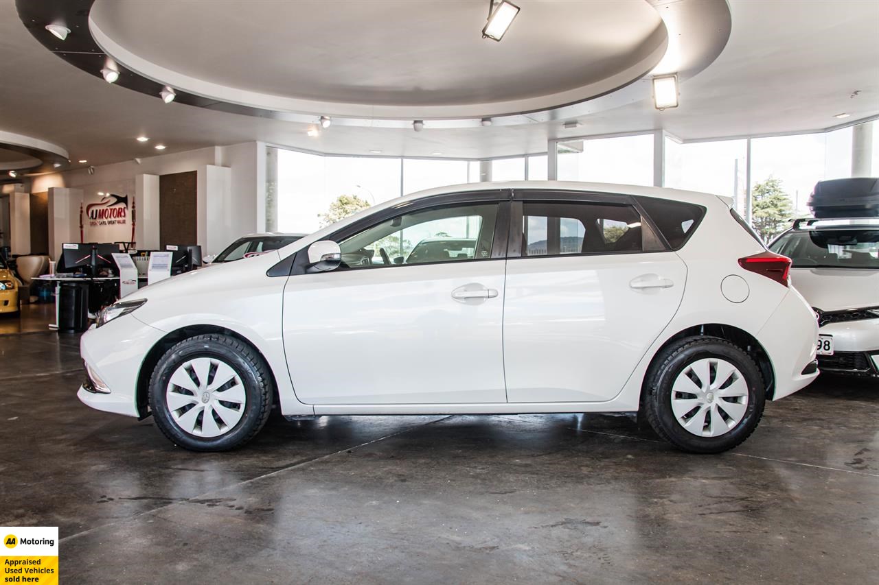 2015 Toyota Auris