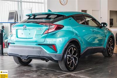 2018 Toyota C-HR - Thumbnail